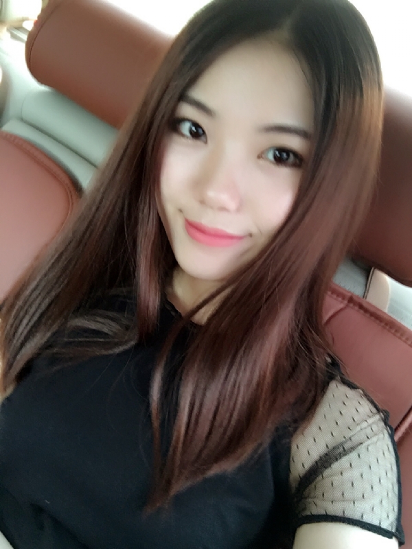 盛开的花朵的第二张照片--宜昌相亲服务中心