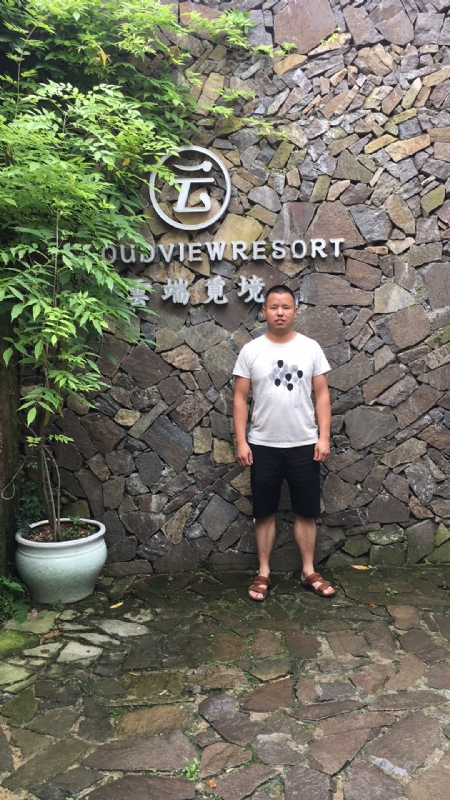 何超洪的第二张照片--宜昌相亲服务中心