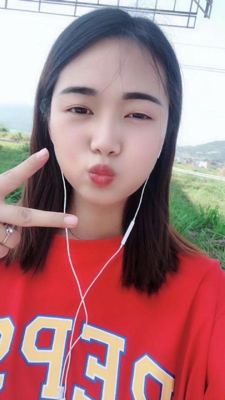 深拥必定温暖的第一张照片--宜昌相亲服务中心