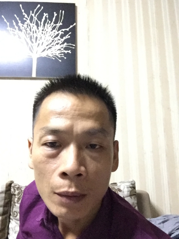 alongzhe的第一张照片--宜昌相亲服务中心