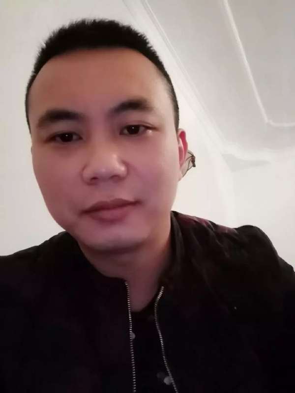 喜闻香气的第一张照片--宜昌相亲服务中心