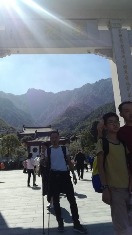 蓝天的第二张照片--宜昌相亲服务中心