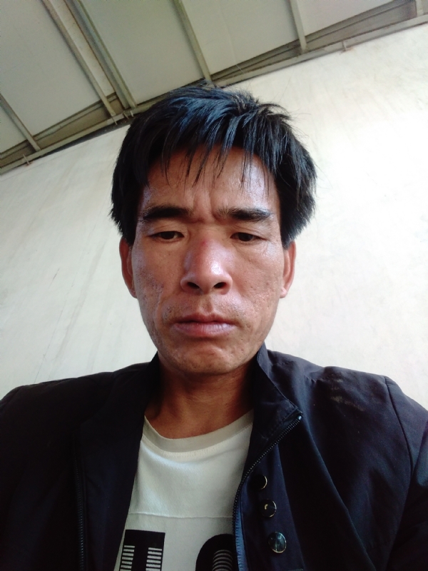 项斌的第一张照片--宜昌相亲服务中心