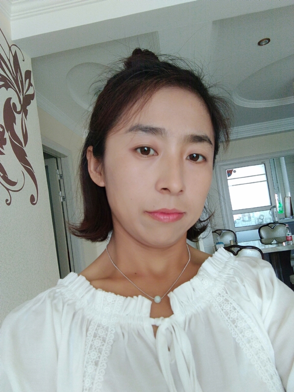 柠檬的第一张照片--宜昌相亲服务中心