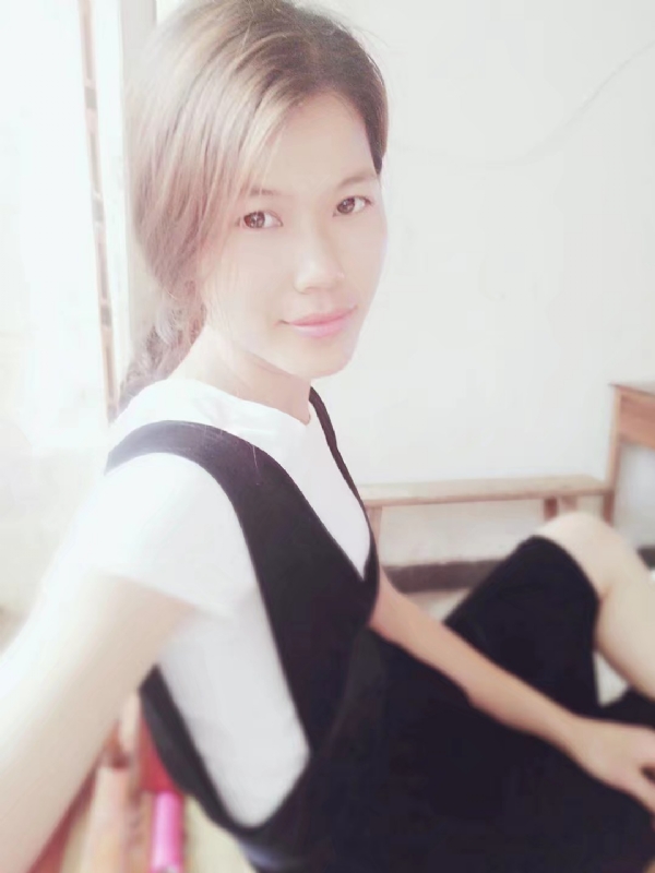 婷婷的第一张照片--宜昌相亲服务中心