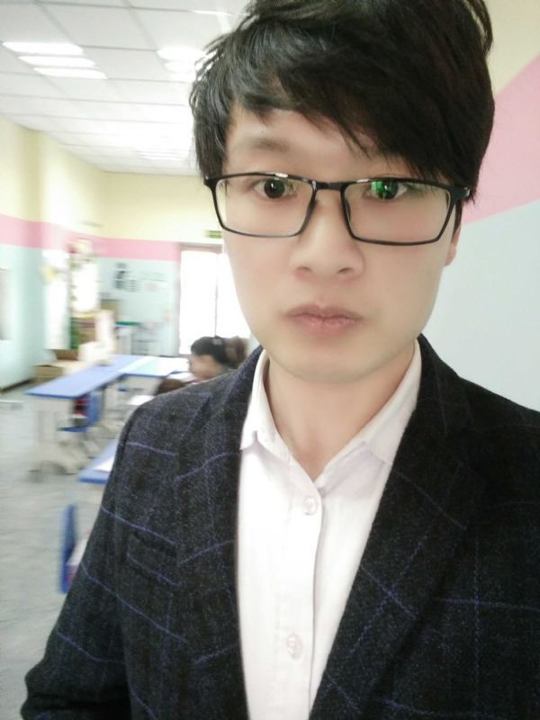 峰的呢喃的第一张照片--宜昌相亲服务中心