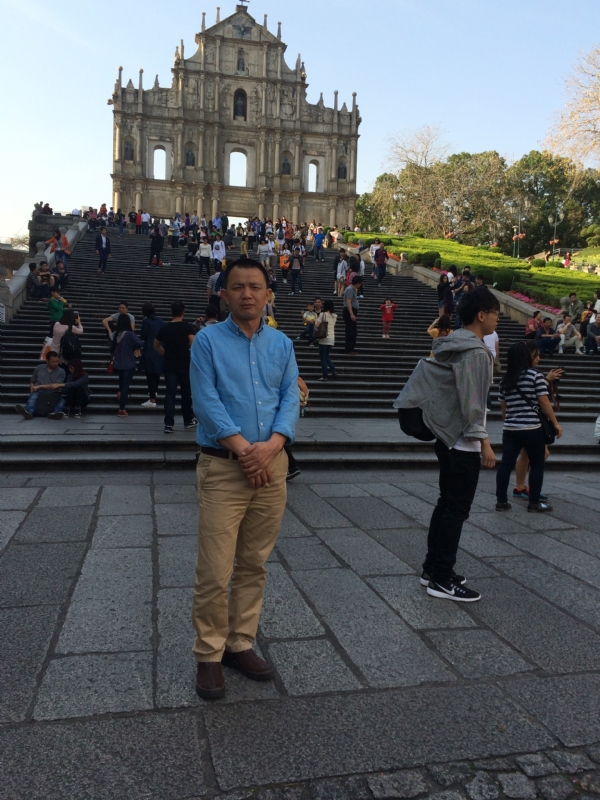 Larry的第一张照片--宜昌相亲服务中心