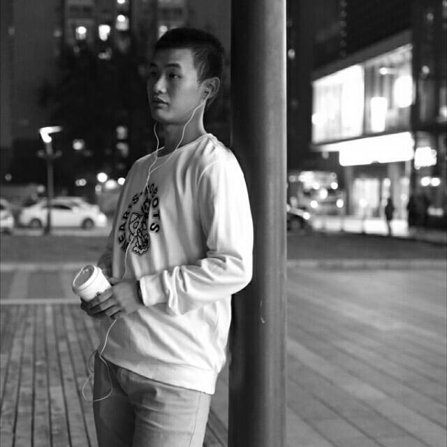 精卫的第一张照片--宜昌相亲服务中心