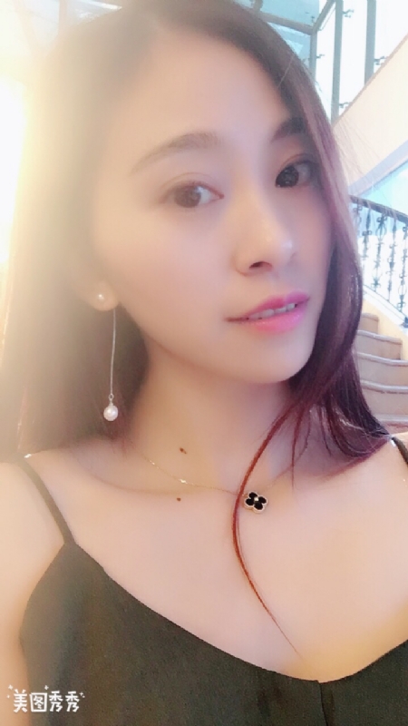 隨風的云的第一张照片--宜昌相亲服务中心