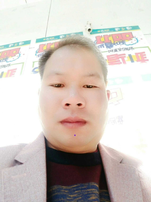 左手牵右手的第一张照片--宜昌相亲服务中心