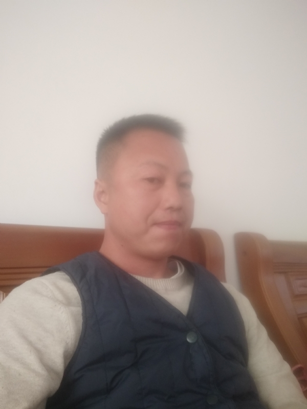 只对你好的第一张照片--宜昌相亲服务中心