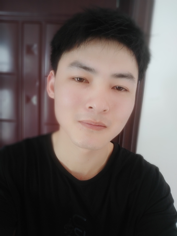 小情绪)っ的第一张照片--宜昌相亲服务中心