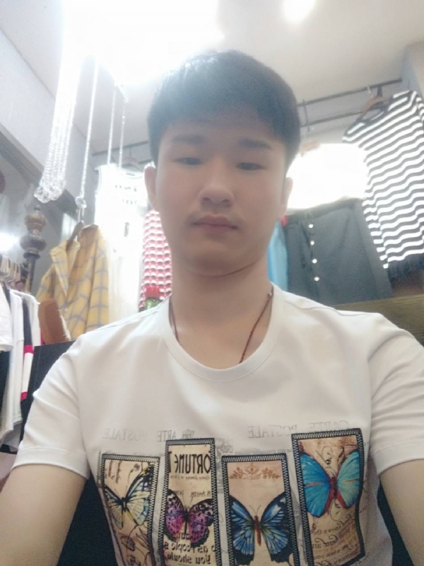 许你一世的第一张照片--宜昌相亲服务中心