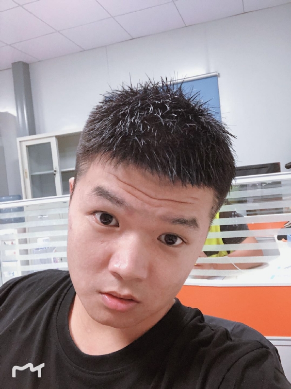 不忘初心的第一张照片--宜昌相亲服务中心