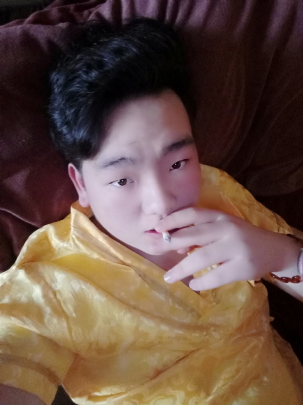 有心无力的第一张照片--宜昌相亲服务中心