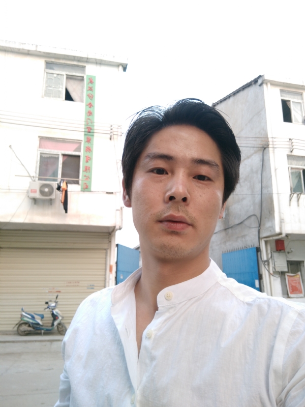 峰哥的第一张照片--宜昌相亲服务中心