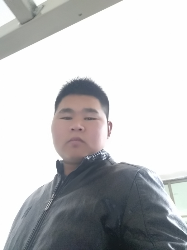 小哥的第一张照片--宜昌相亲服务中心