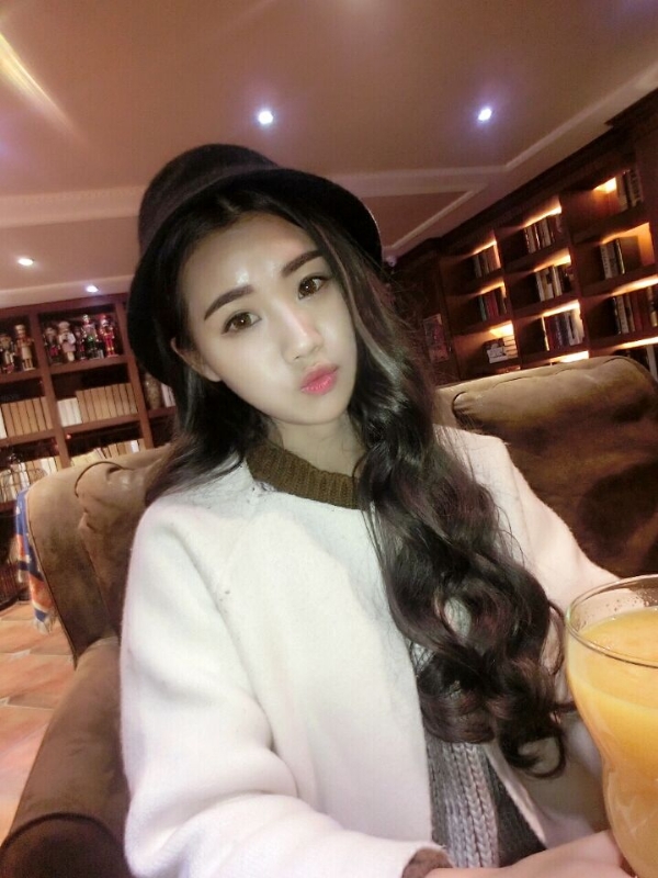 气质小妹的第三张照片--宜昌相亲服务中心