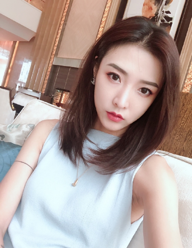 嘉嘉的第一张照片--宜昌相亲服务中心