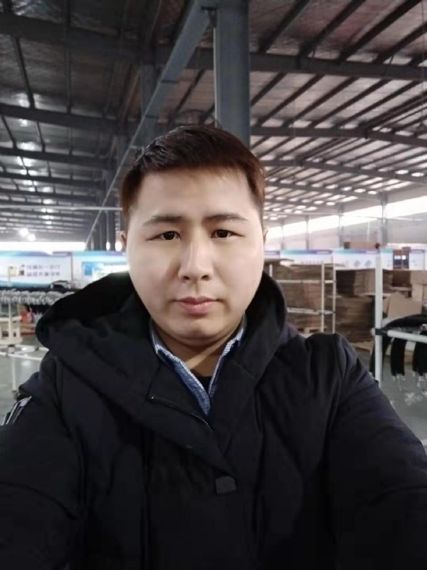 刀锋的第一张照片--宜昌相亲服务中心