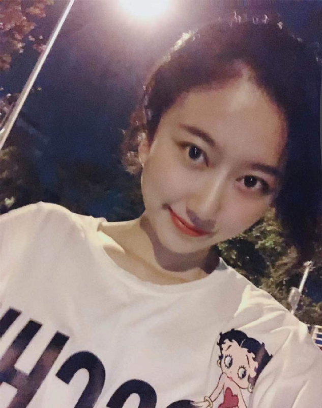 佳佳的第一张照片--宜昌相亲服务中心