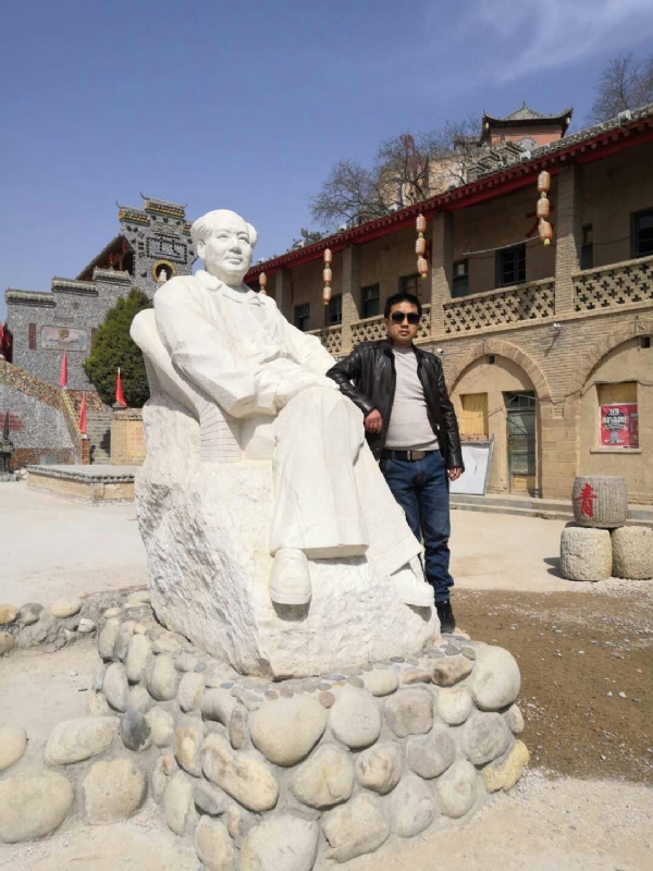 单身汉的第一张照片--宜昌相亲服务中心