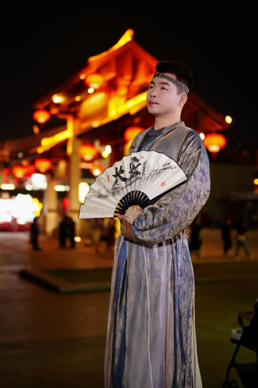 细辉的第一张照片--宜昌相亲服务中心