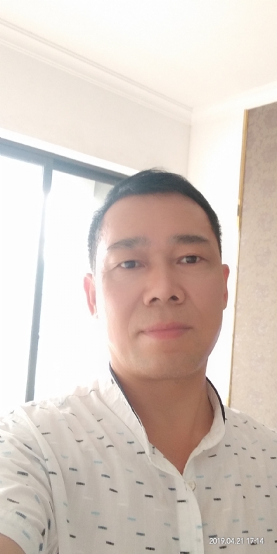 朝望大海的第一张照片--宜昌相亲服务中心