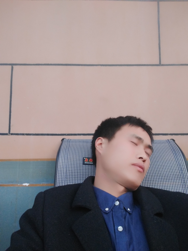 有钱爱情才能长久的第一张照片--宜昌相亲服务中心