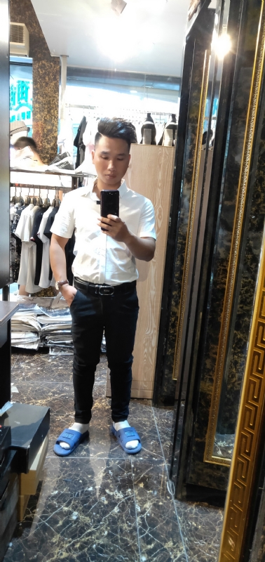 卢家福的第一张照片--宜昌相亲服务中心