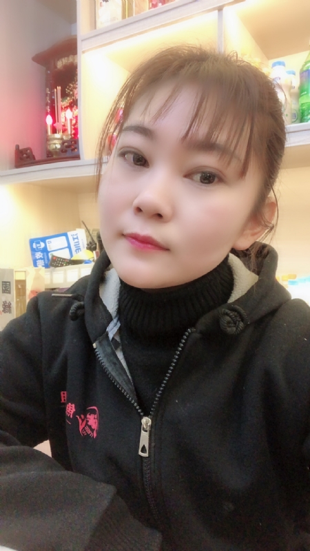 泡沫的第一张照片--宜昌相亲服务中心