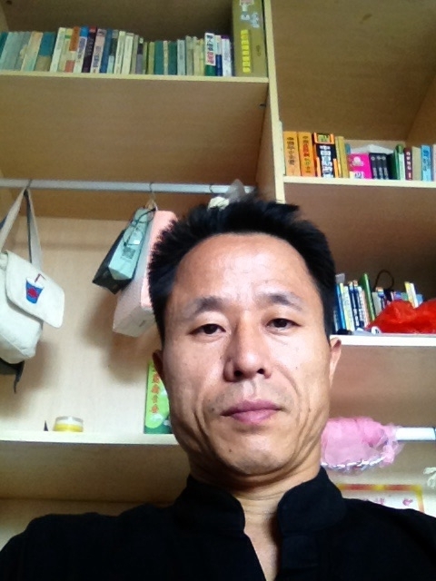 龙三少的第一张照片--宜昌相亲服务中心