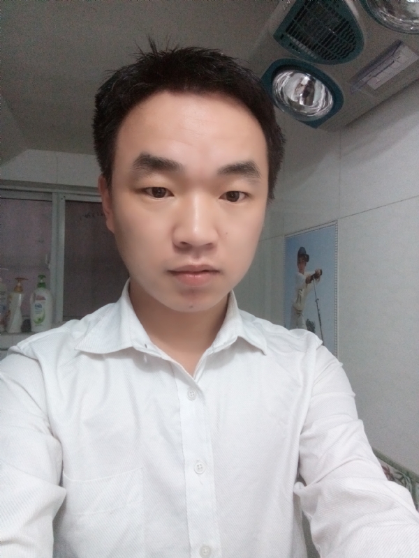 夜凉露沾衣的第二张照片--宜昌相亲服务中心