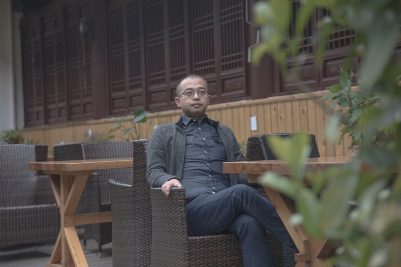 世界那么大的第一张照片--宜昌相亲服务中心