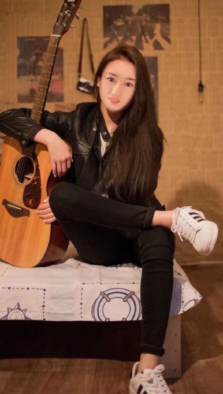 水中月的第一张照片--宜昌相亲服务中心