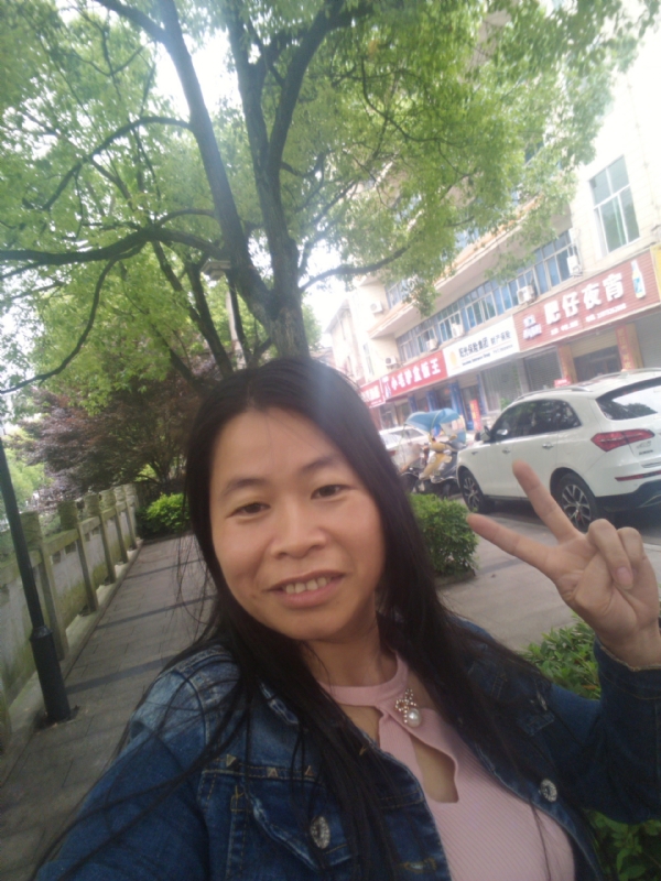 平凡的第一张照片--宜昌相亲服务中心