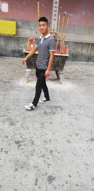 惹人厌的第一张照片--宜昌相亲服务中心