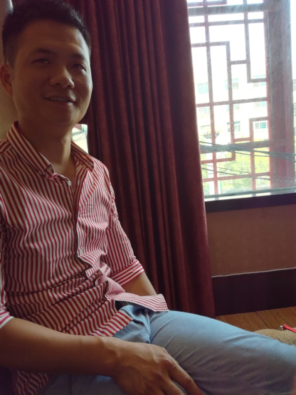 一号车手的第一张照片--宜昌相亲服务中心