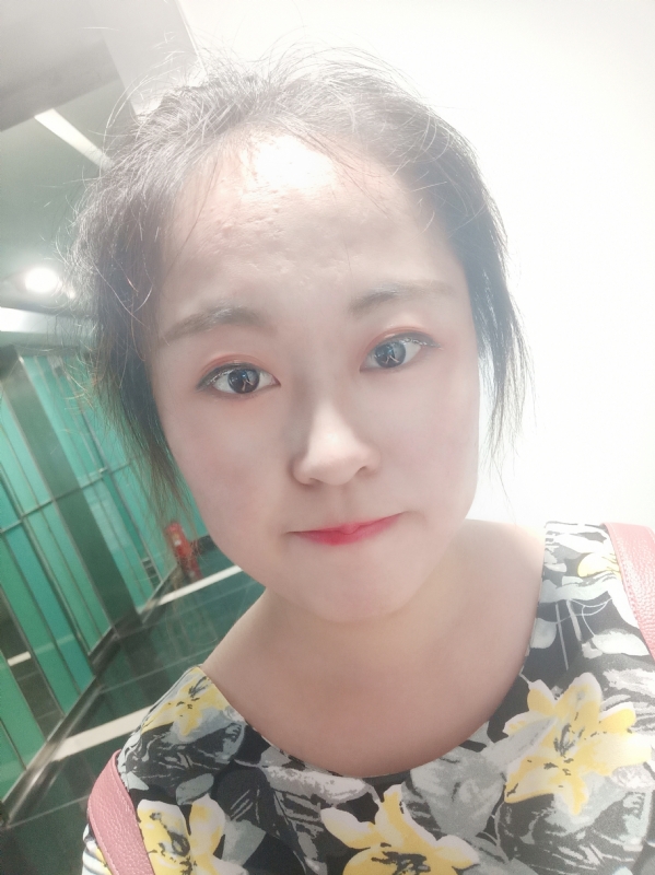 小花伞的第一张照片--宜昌相亲服务中心