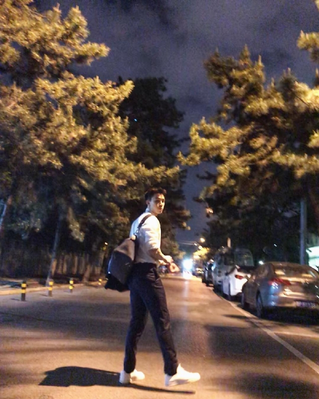 深海的第二张照片--宜昌相亲服务中心