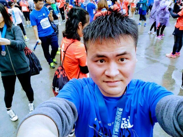 小五在跳舞的第一张照片--宜昌相亲服务中心