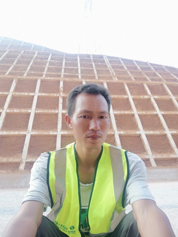 哥们的第一张照片--宜昌相亲服务中心