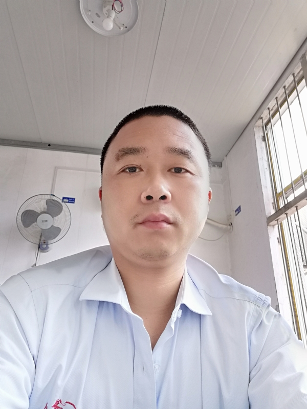 平安的第一张照片--宜昌相亲服务中心