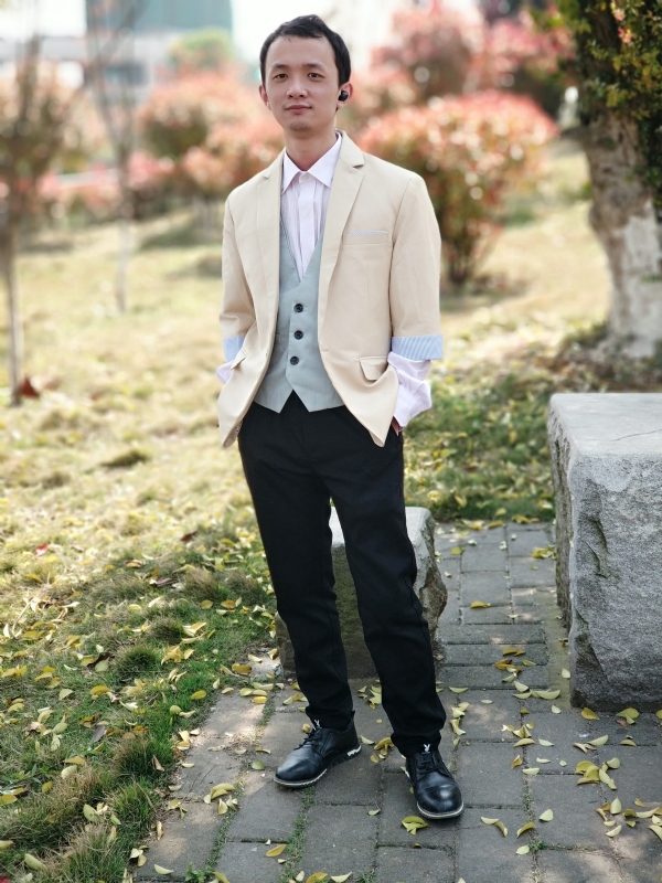 四叶草的第一张照片--宜昌相亲服务中心