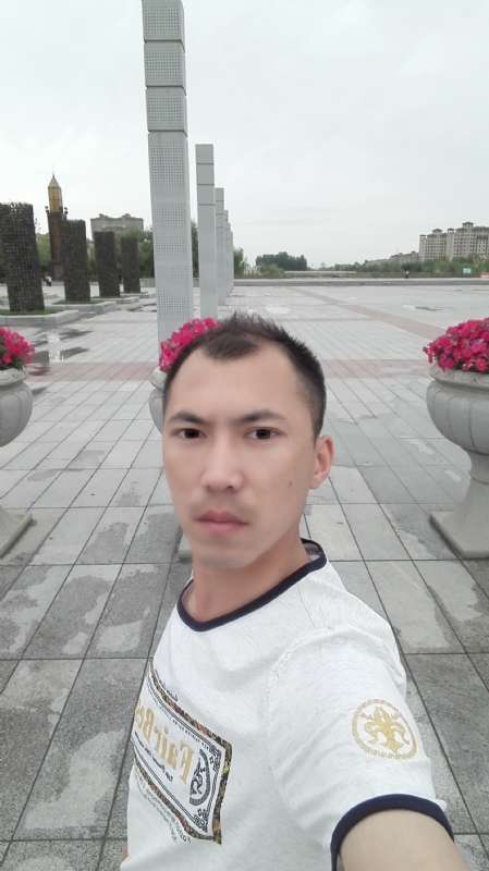 天平的第一张照片--宜昌相亲服务中心