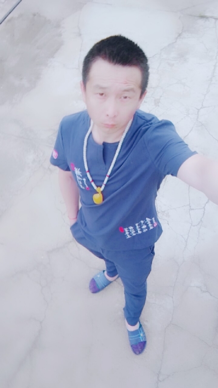 一叶之秋的第一张照片--宜昌相亲服务中心