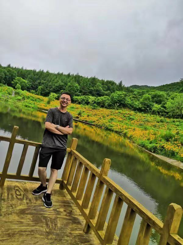 正能量的第三张照片--宜昌相亲服务中心