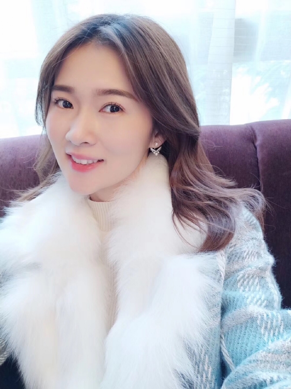 邓媛的第一张照片--宜昌相亲服务中心