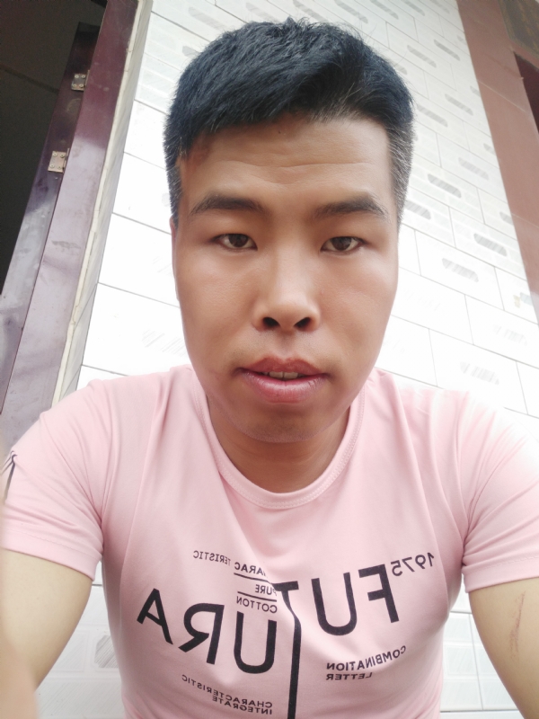 守护爱情的第一张照片--宜昌相亲服务中心