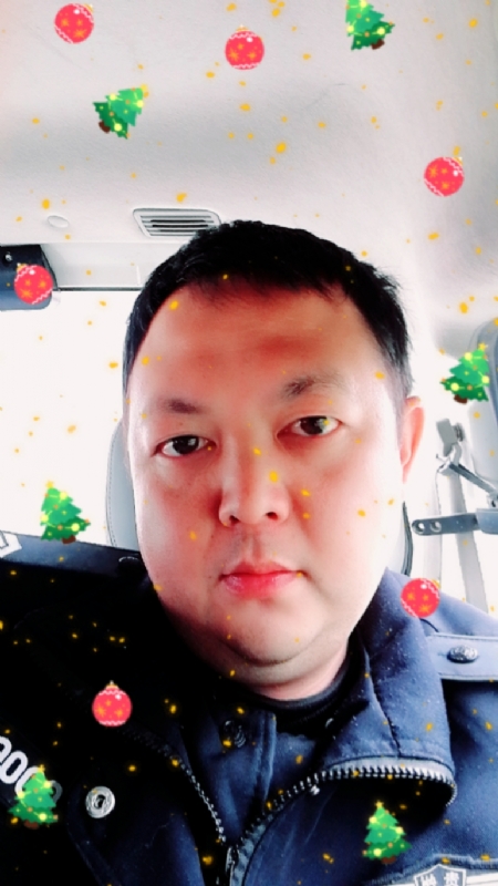 恨孤独的第一张照片--宜昌相亲服务中心